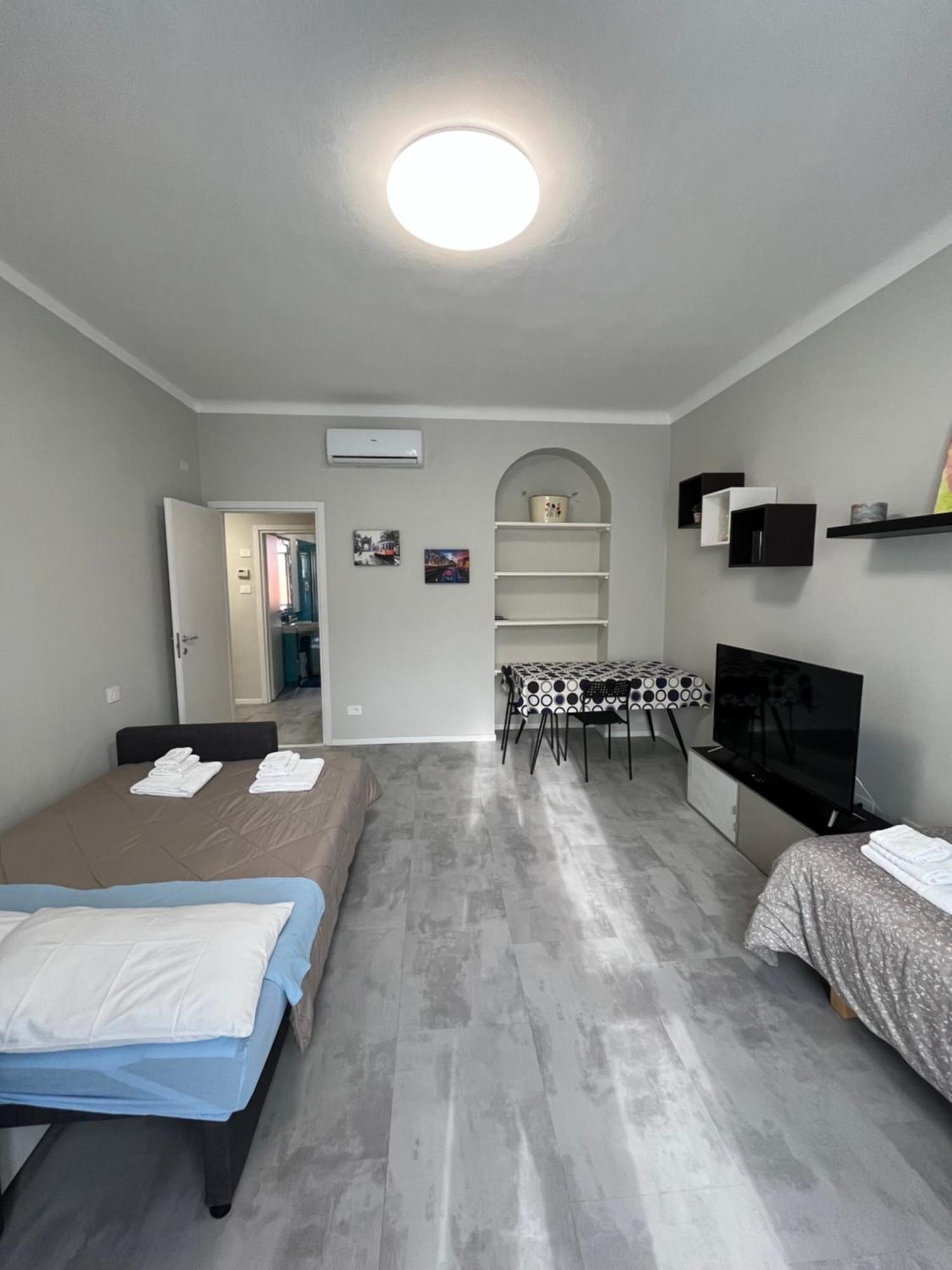 Giacomino Apartment Central Station Milaan Buitenkant foto