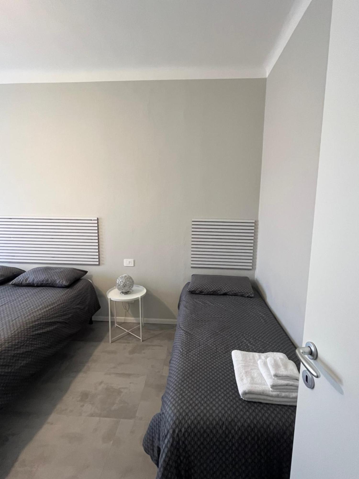 Giacomino Apartment Central Station Milaan Buitenkant foto